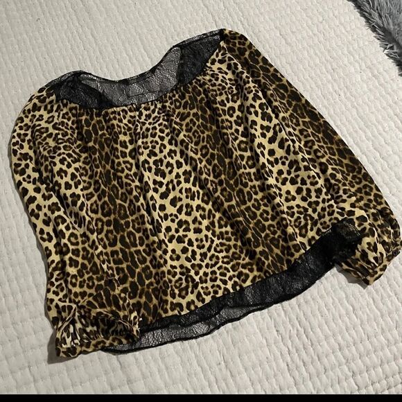 Zara | basic collection blouse - Picture 3 of 4